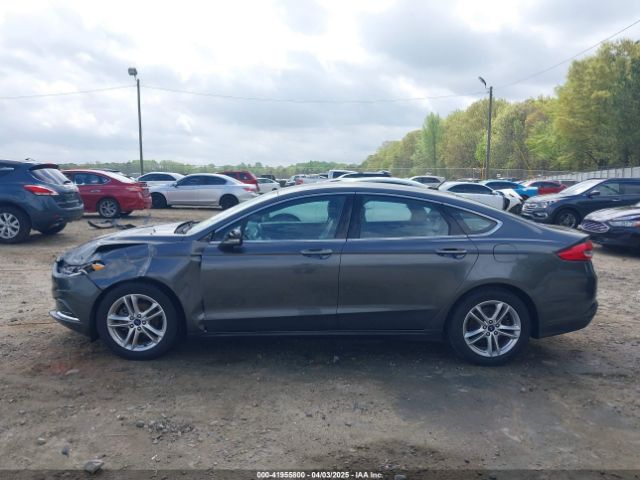 3FA6P0HD4JR149631 Ford FUSION SE