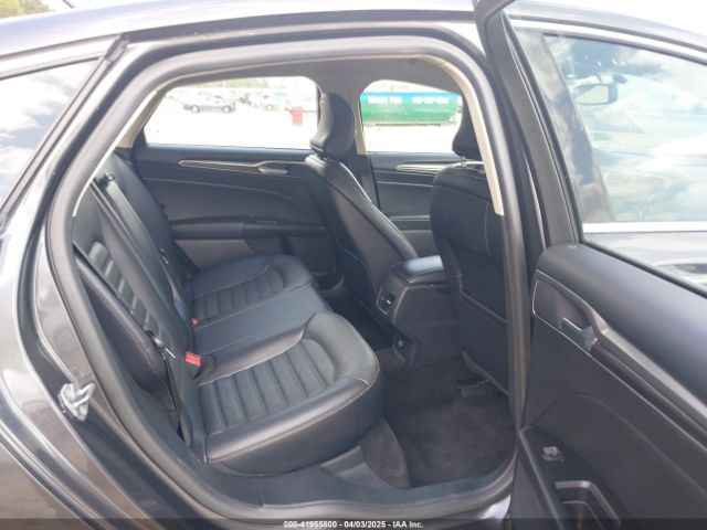3FA6P0HD4JR149631 Ford FUSION SE