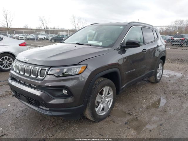 3C4NJDBB1NT175392 Jeep Compass Latitude 4x4