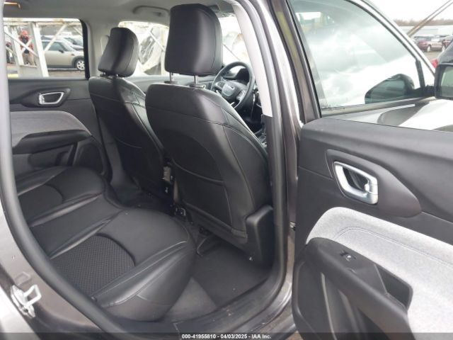 3C4NJDBB1NT175392 Jeep Compass Latitude 4x4
