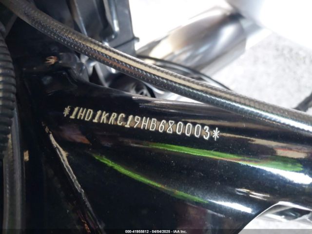 2017 HARLEY-DAVIDSON FLHXS 1HD1KRC19HB680003 Photo 9