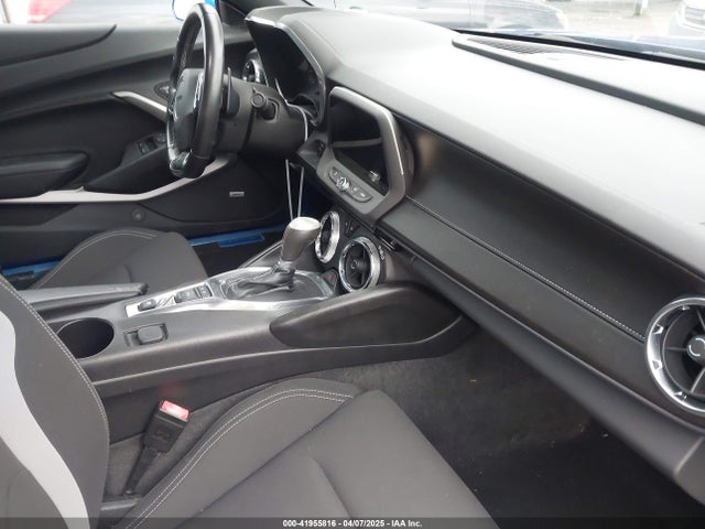 1G1FB1RXXH0102226 Chevrolet Camaro 1lt