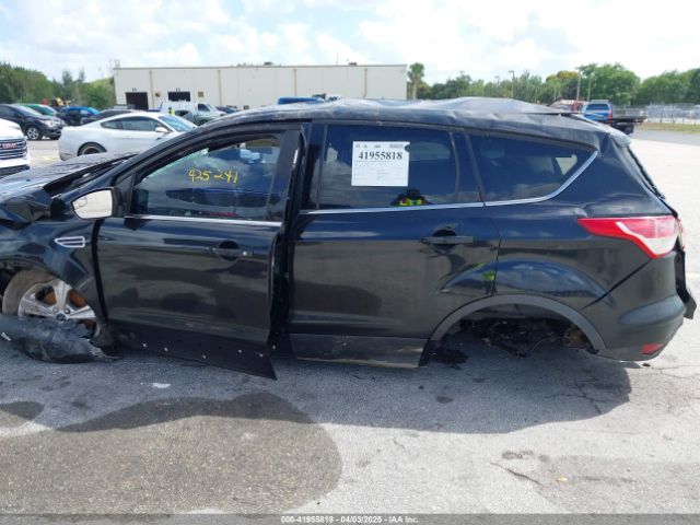 1FMCU0G98FUA80408 Ford ESCAPE SE