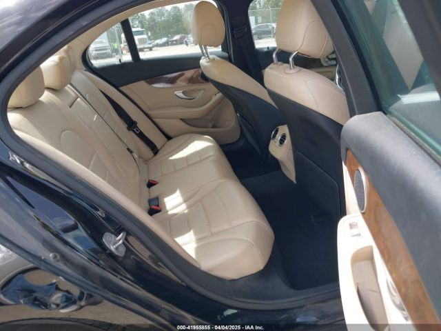 55SWF4JB1HU190340 Mercedes-Benz C 300 Luxury/sport