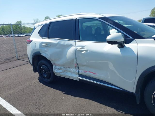 5N1AT3CA5MC687168 Nissan Rogue Sl Fwd