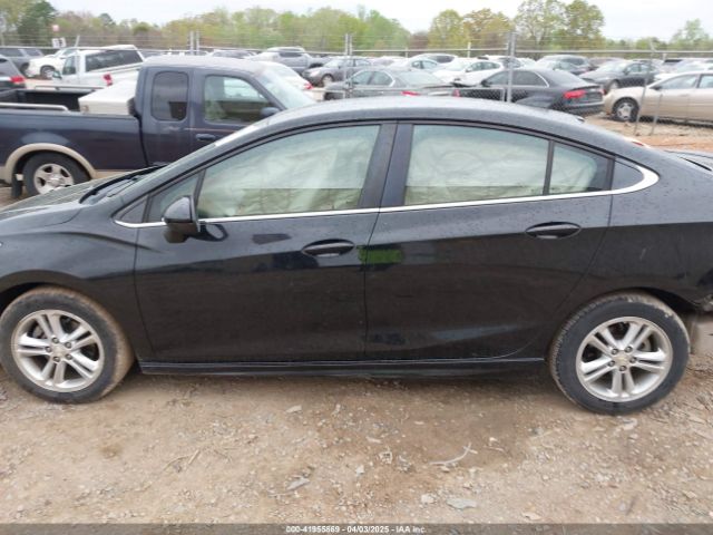 1G1BE5SM0H7105561 Chevrolet Cruze Lt Auto