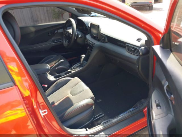 2019 HYUNDAI VELOSTER KMHTH6AB2KU010979 Photo 4
