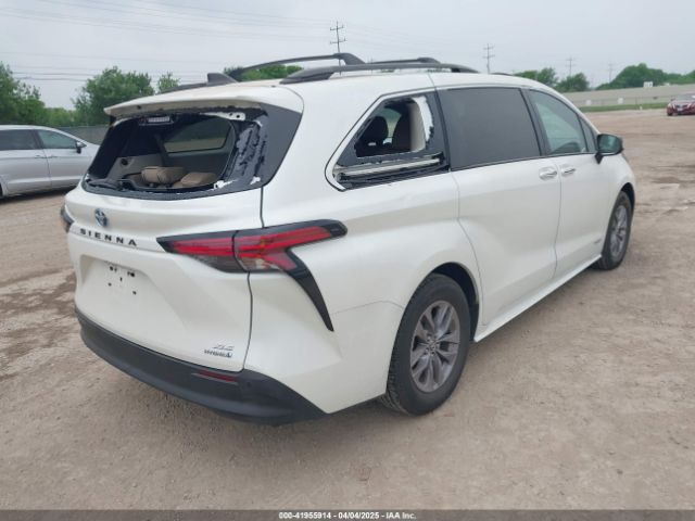 5TDYRKEC2MS010054 Toyota SIENNA XLE