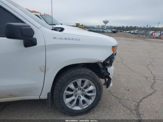 3GCPYBEKXMG320926 Chevrolet Silverado 1500 4wd  Short Bed Custom