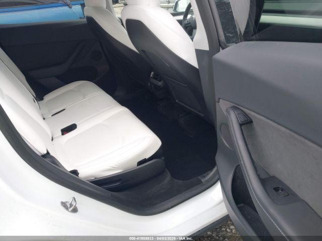 7SAYGAEEXPF647352 Tesla Model Y Awd/long Range Dual Motor All-wheel Drive