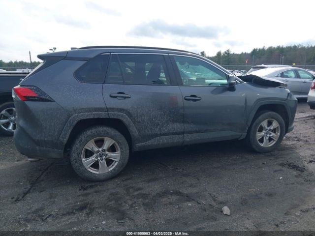 2T3G1RFV1KC035746 Toyota RAV4 LE