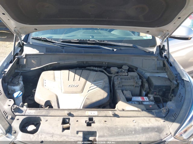 KM8SN4HF7HU245114 Hyundai Santa Fe Se
