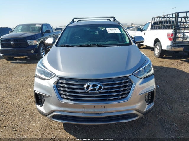 KM8SN4HF7HU245114 Hyundai Santa Fe Se