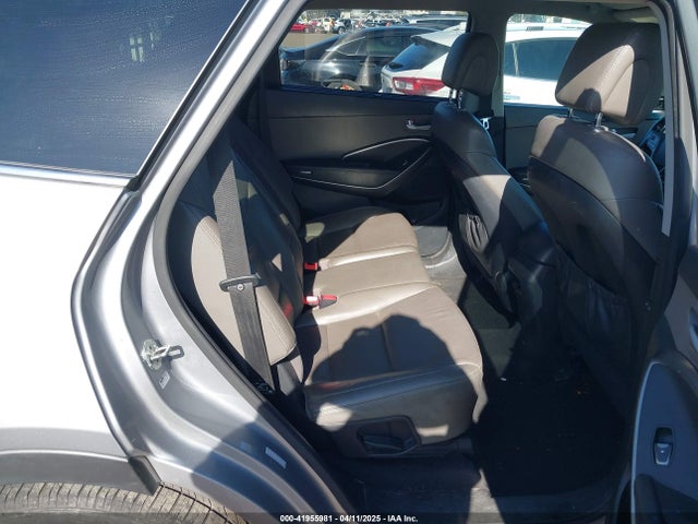 KM8SN4HF7HU245114 Hyundai Santa Fe Se