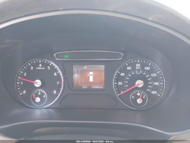 5XYPGDA54HG191973 KIA Sorento 3.3l Lx