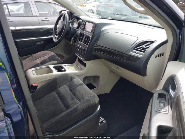 2C4RDGCG7FR524712 Dodge Grand Caravan Sxt