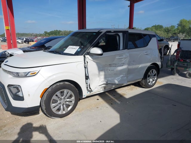 KNDJ23AU0L7703479 KIA SOUL LX