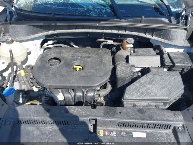 KM8J2CA48KU872175 Hyundai TUCSON SE