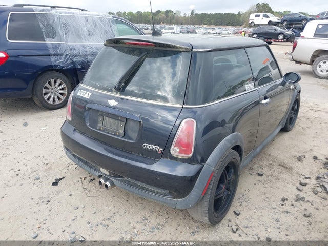2006 MINI COOPER S WMWRE33566TL19134 Photo 3