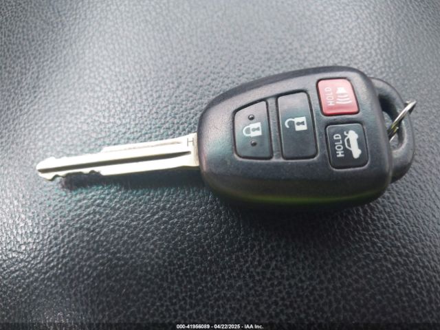 4T1BF1FK9HU675674 Toyota CAMRY LE