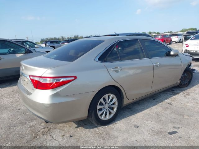 4T1BF1FK9HU675674 Toyota CAMRY LE