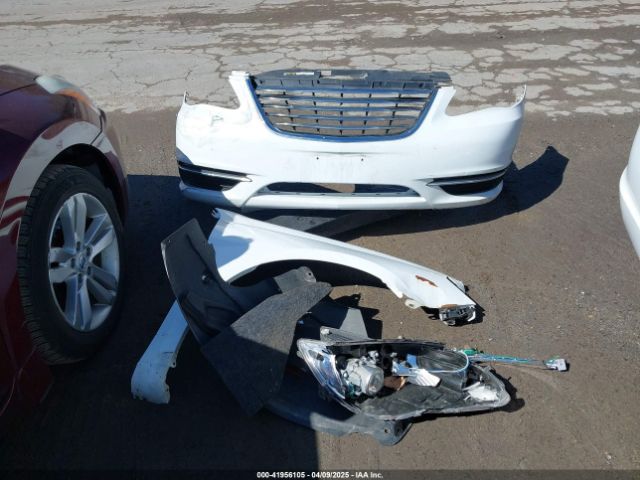 1C3CCBBG5EN115346 Chrysler 200 Touring