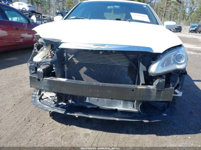 1C3CCBBG5EN115346 Chrysler 200 Touring