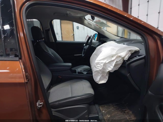 1FMCU9GD3HUB15805 Ford ESCAPE SE