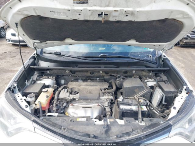 JTMBFREV5JJ738405 Toyota RAV4 LE