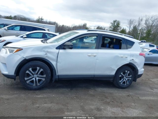 JTMBFREV5JJ738405 Toyota RAV4 LE