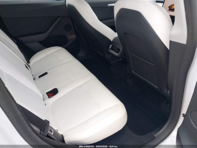 7SAYGDEF3PF784403 Tesla 2023