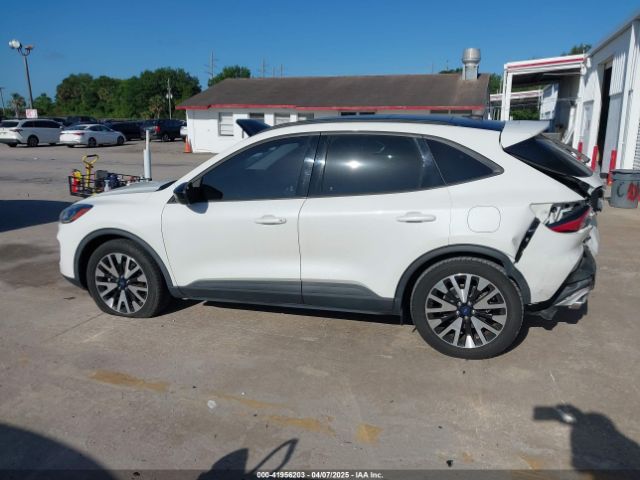 1FMCU0BZ9LUB38786 Ford Escape Se Sport Hybrid