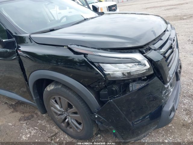 5N1DR3BC4NC257194 Nissan Pathfinder Sv 4wd