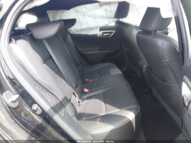 JTHKD5BH6F2239402 Lexus CT 200H