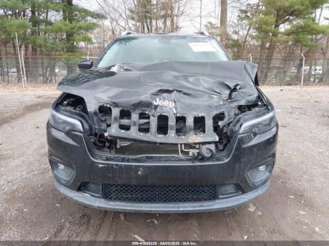 1C4PJMLB1KD237138 Jeep Cherokee Latitude Plus 4x4