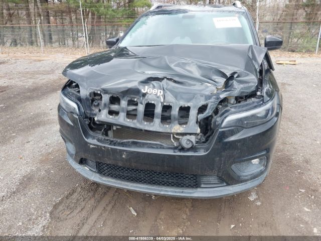1C4PJMLB1KD237138 Jeep Cherokee Latitude Plus 4x4