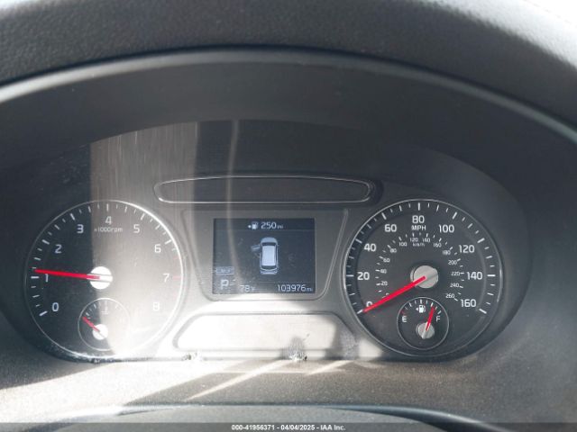 5XYPG4A57LG667674 KIA Sorento 3.3l Lx