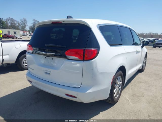 2024 CHRYSLER VOYAGER 2C4RC1CG9RR121206 Photo 3