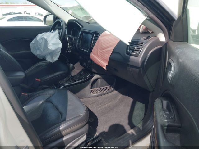 2019 JEEP COMPASS 3C4NJDCB3KT594368 Photo 4