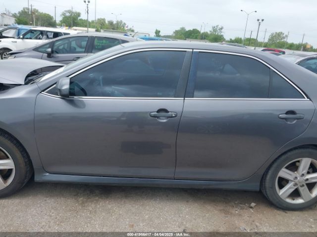 4T1BF1FK9EU373300 Toyota CAMRY SE