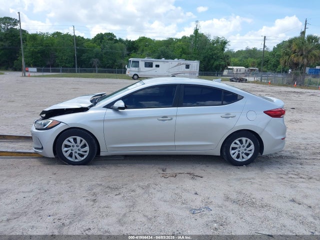 Hyundai ELANTRA SE 2017 5NPD74LF8HH166852 Image 14