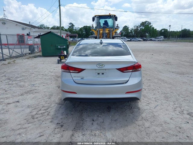 Hyundai ELANTRA SE 2017 5NPD74LF8HH166852 Image 16