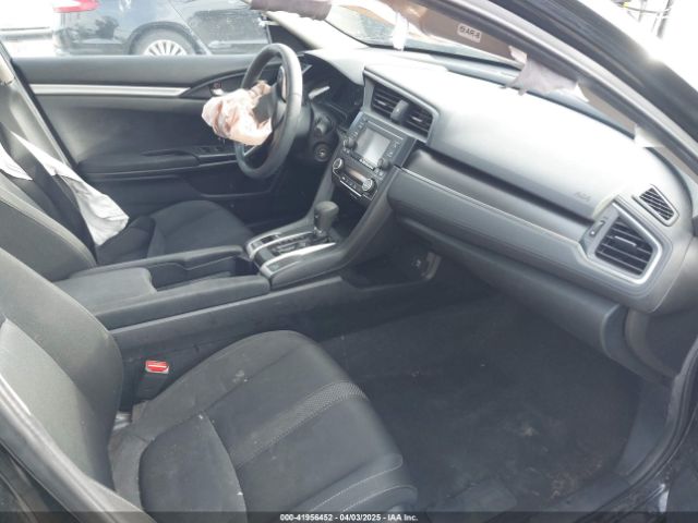2HGFC2F6XKH572752 Honda Civic Lx