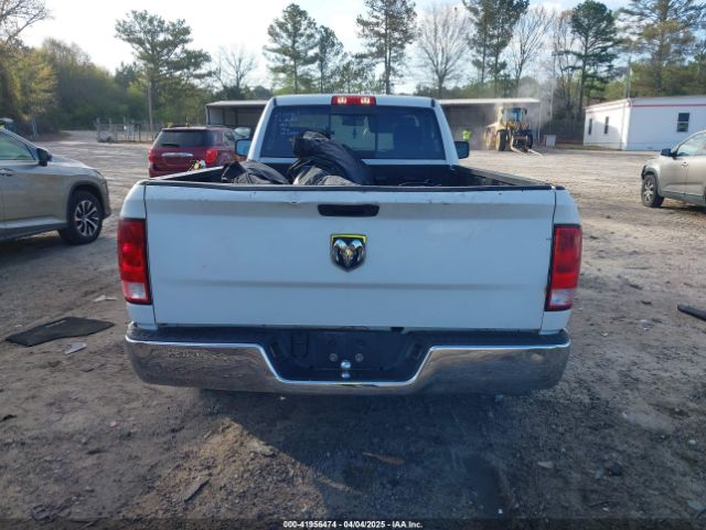 3C6JR6DTXKG510993 RAM 1500 Classic Tradesman  4x2 8' Box