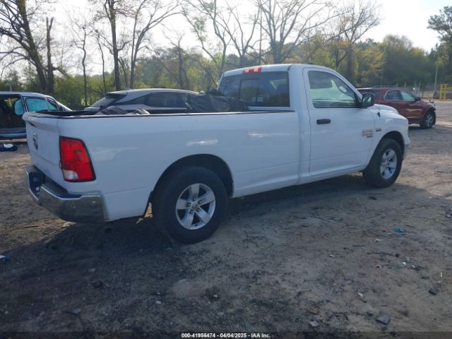 3C6JR6DTXKG510993 RAM 1500 Classic Tradesman  4x2 8' Box