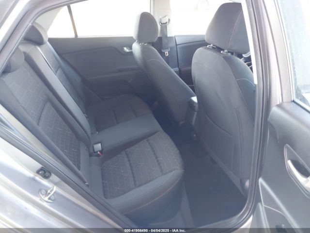 3KPA24AD0PE513600 KIA RIO S