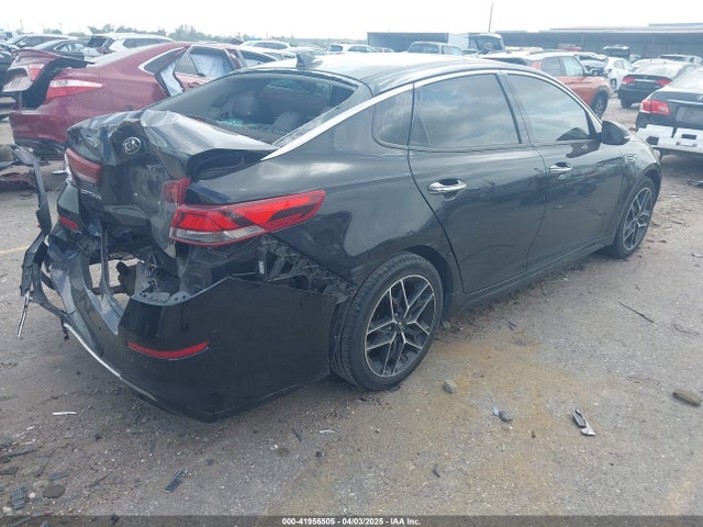 5XXGT4L37LG443557 KIA Optima Se