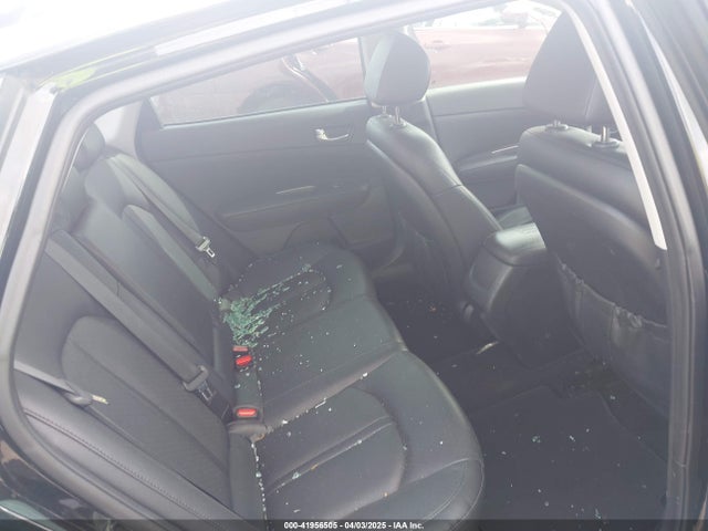 5XXGT4L37LG443557 KIA Optima Se