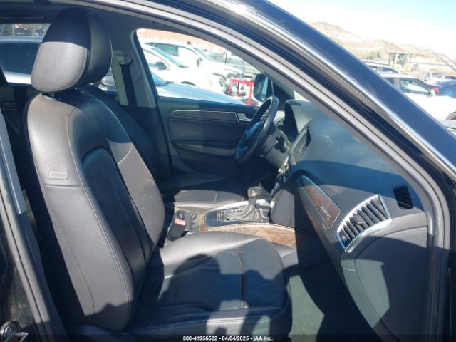WA1CFAFP0EA085858 Audi Q5 2.0t Premium