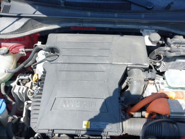 KNDCB3LC3J5143382 KIA NIRO LX
